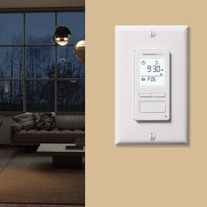 Honeywell Home Solar 7 Day Programmable Light Switch Timer - RPLS740B